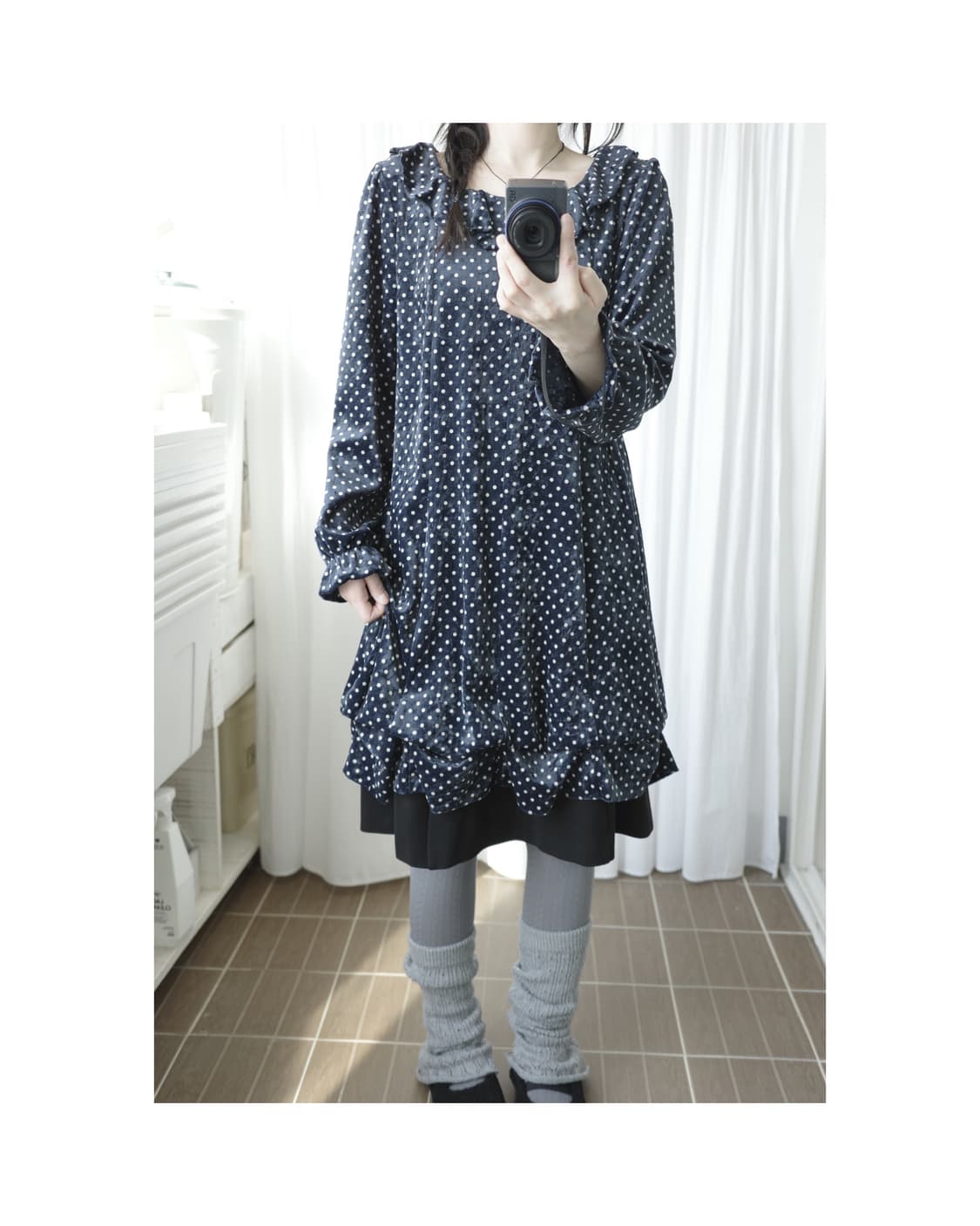 Navy dot velvet one-piece 상품이미지1