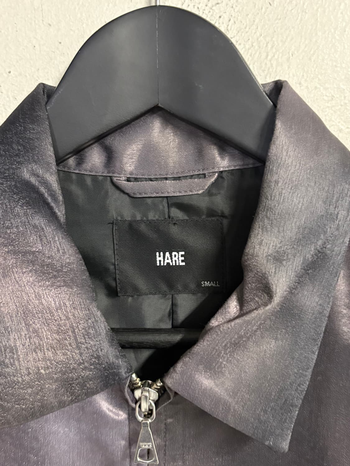 HARE gradient satin zip up shirt jacket  상품이미지7
