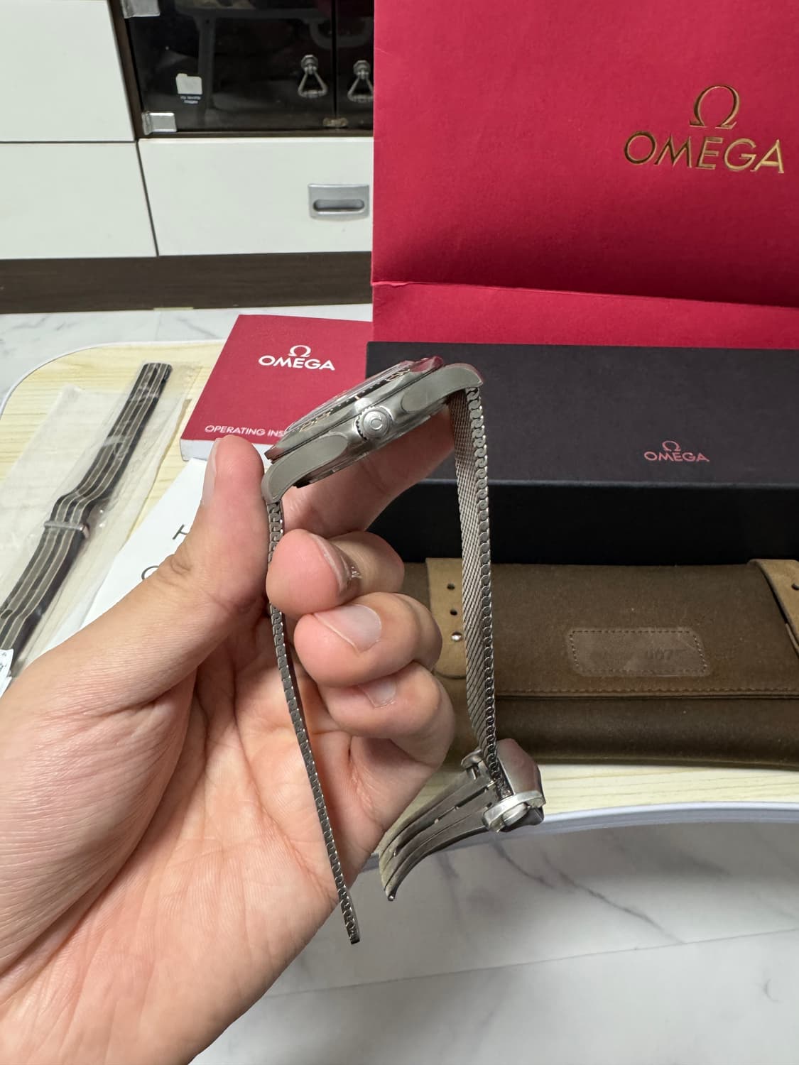 오메가 씨마스터 300 NTTD 007에디션 풀구성 상품이미지5