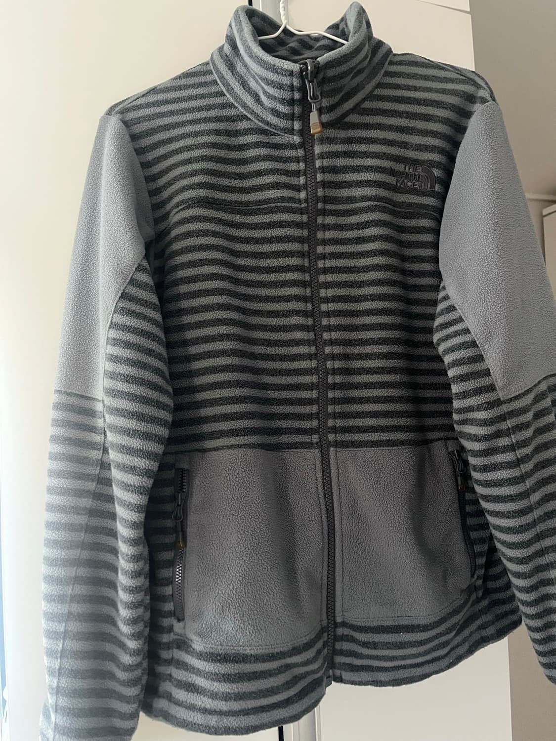 노스페이스 스트라이프 후리스 자켓 상품이미지1