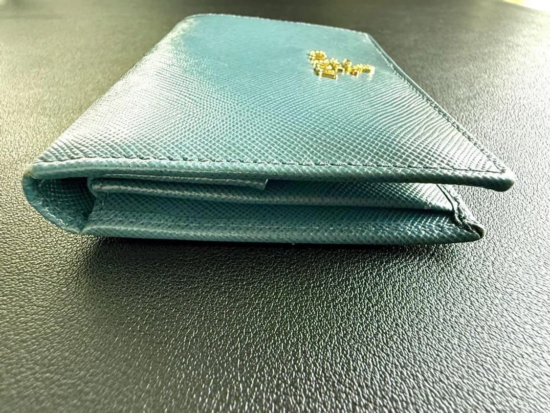 프라다 지갑 PRADA Bifold Wallet light blue 상품이미지3