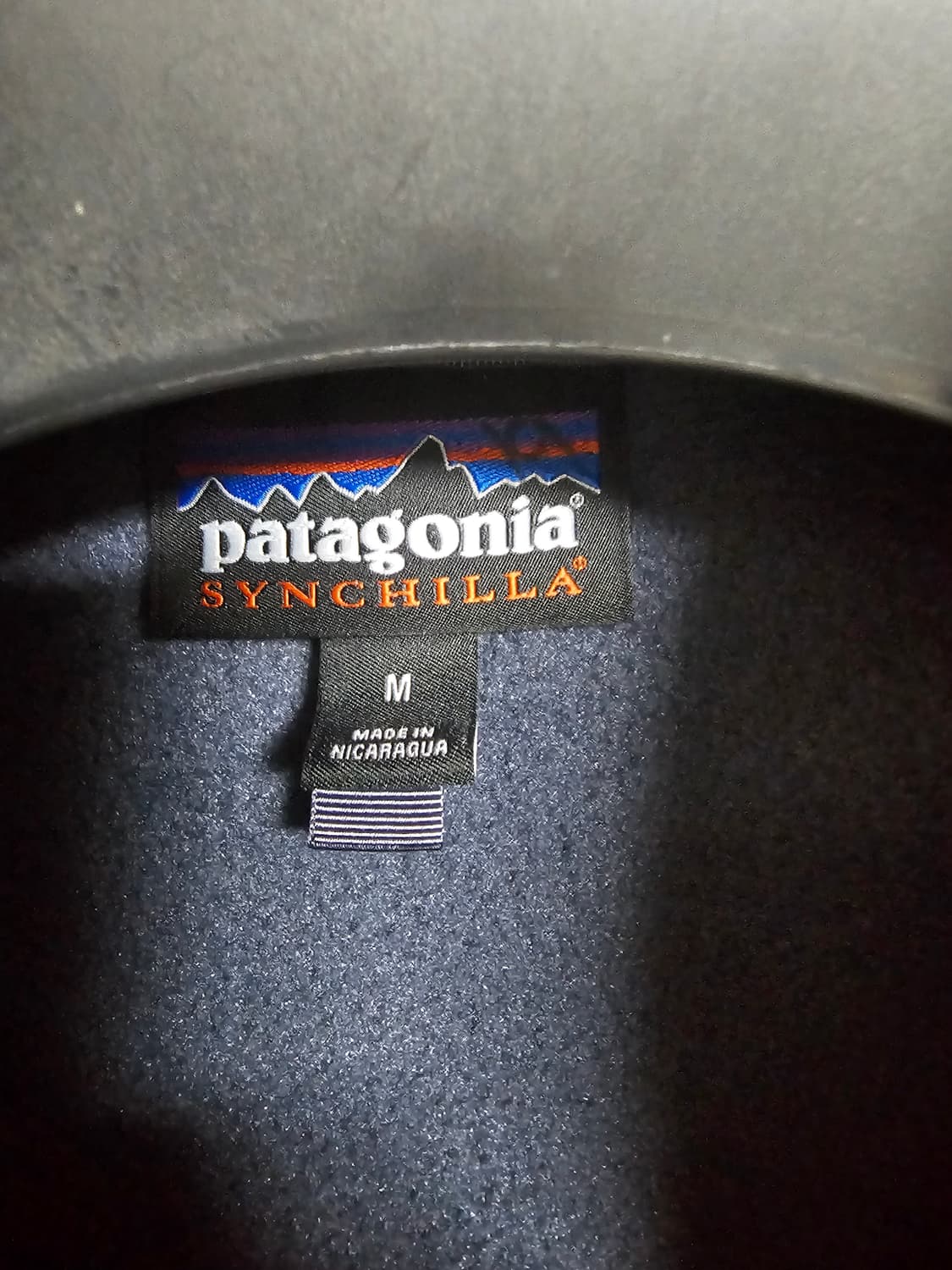 파타고니아 신칠라 M 버니쉬드 레드 스몰더 블루 상품이미지3