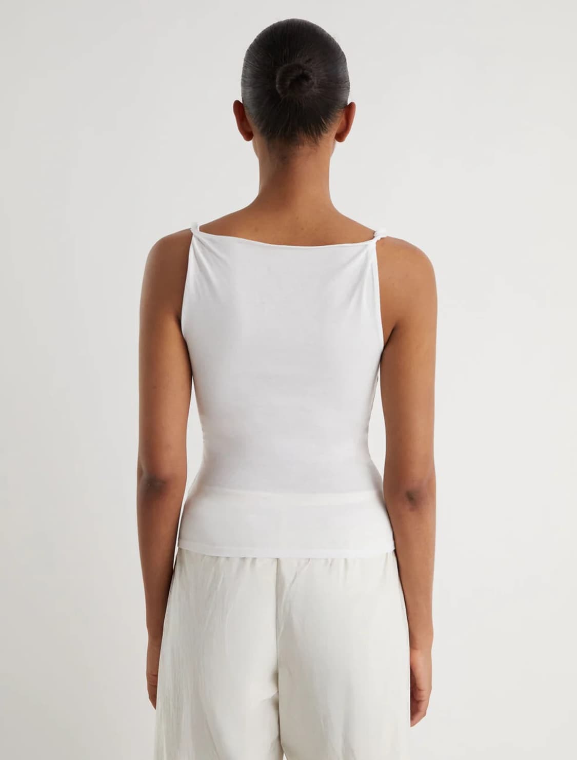 [XS,S,M,L]팔로마울 Simp 슬리브리스 탑/화이트 상품이미지2