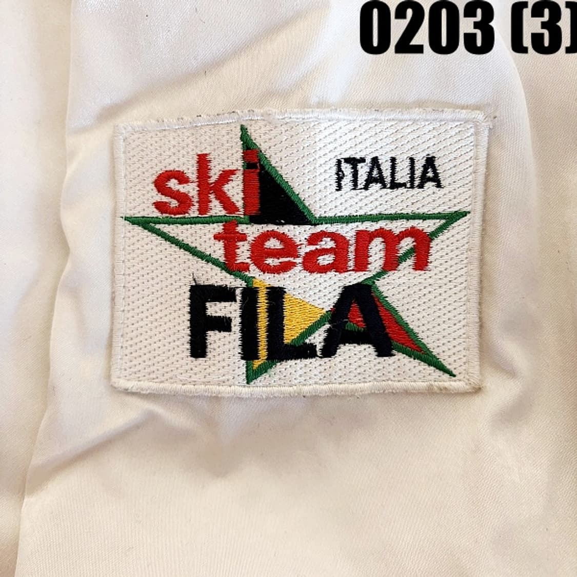 [100] 휠라 올드스쿨 화이트 후드 퍼 패딩 점퍼 상품이미지4