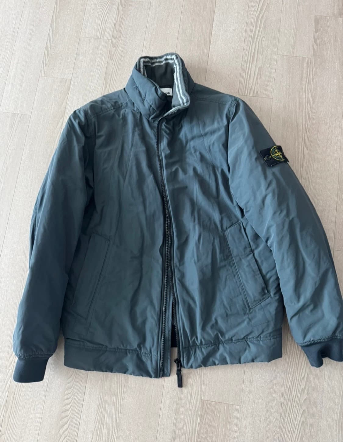 [급] 스톤아일랜드 프리마로프트 패딩xl 상품이미지1