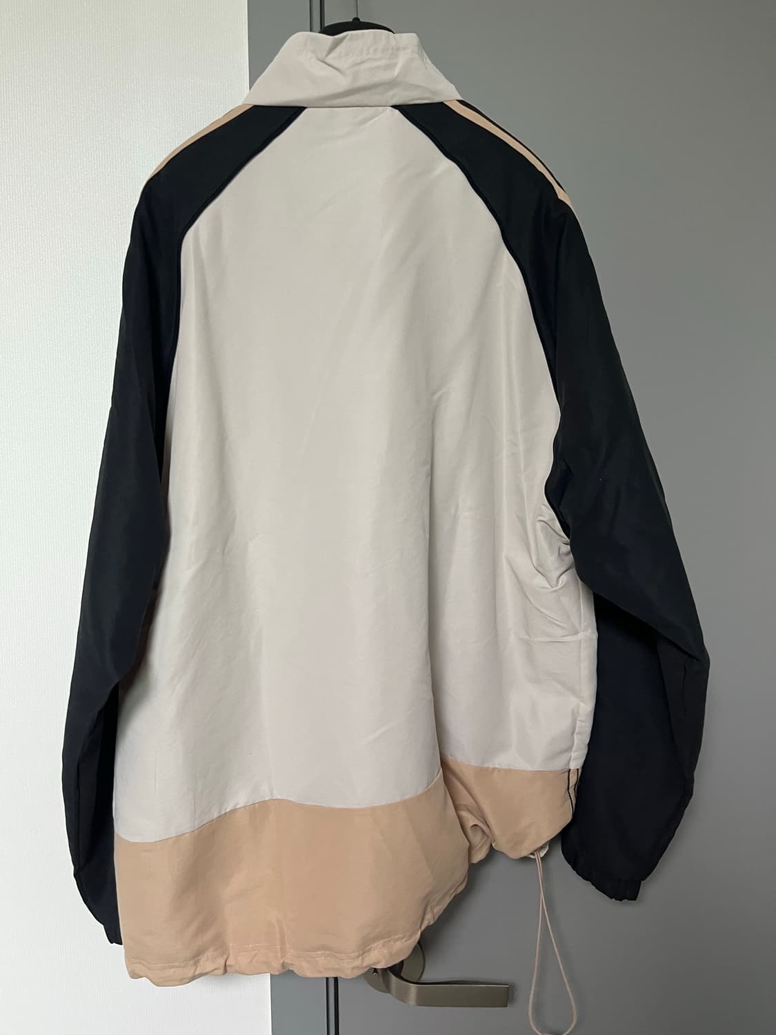 아디다스 하프 집업 바람막이 L 상품이미지3