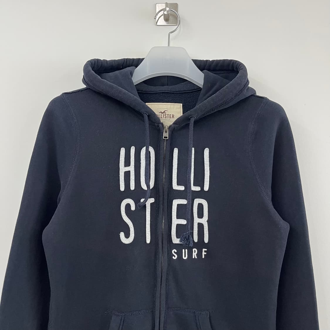 홀리스터 슬림핏 자수로고 네이비 후드집업 상품이미지4