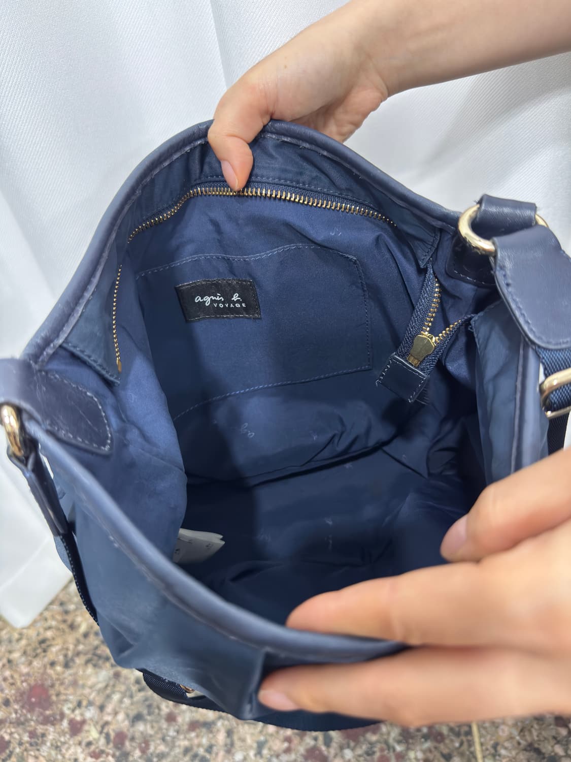 agnes b navy crossbag 상품이미지4