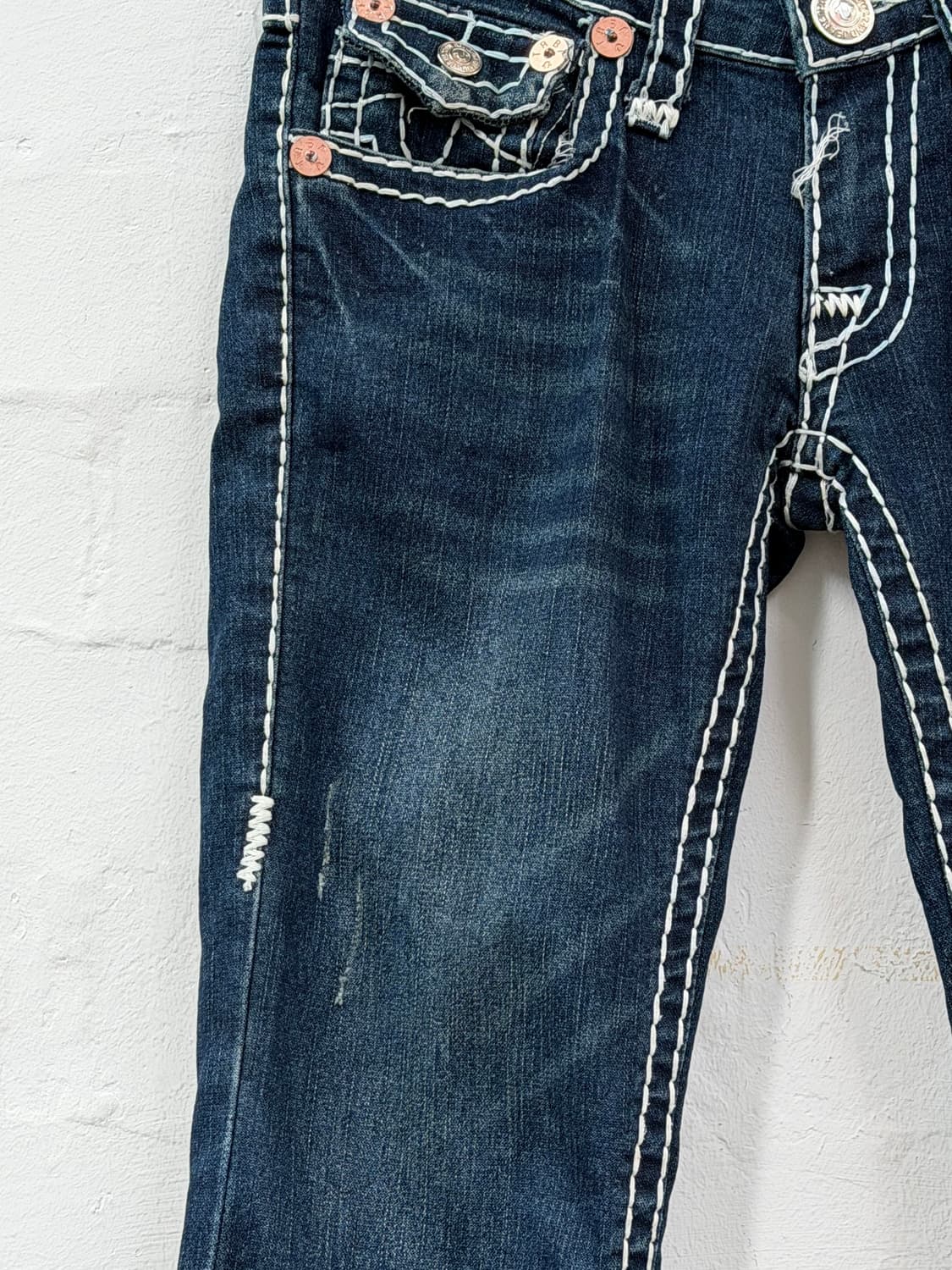 True Religion 스티치 로우라이즈 카프리 데님팬츠 27 상품이미지6