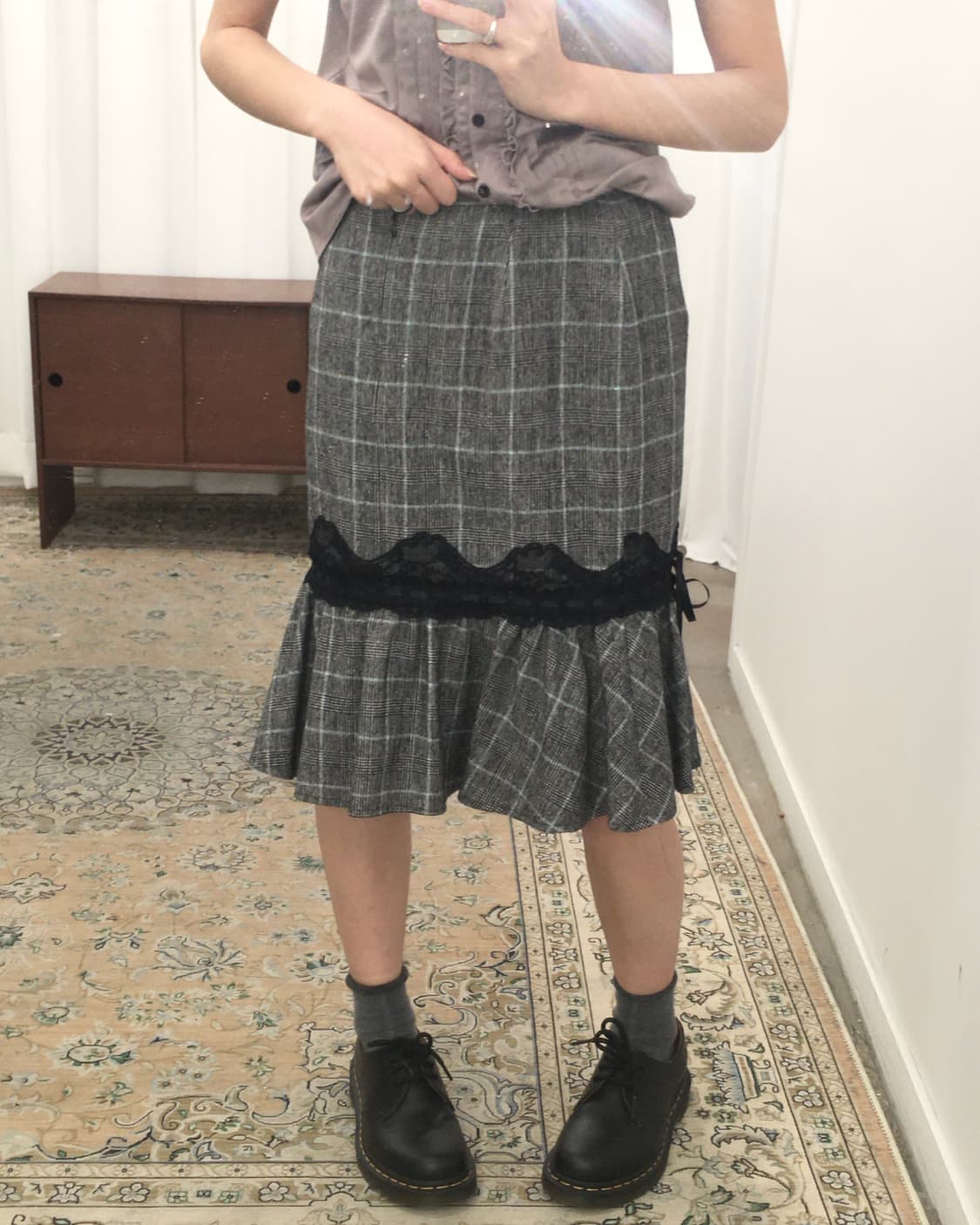 그레이 체크 미디 스커트 상품이미지1