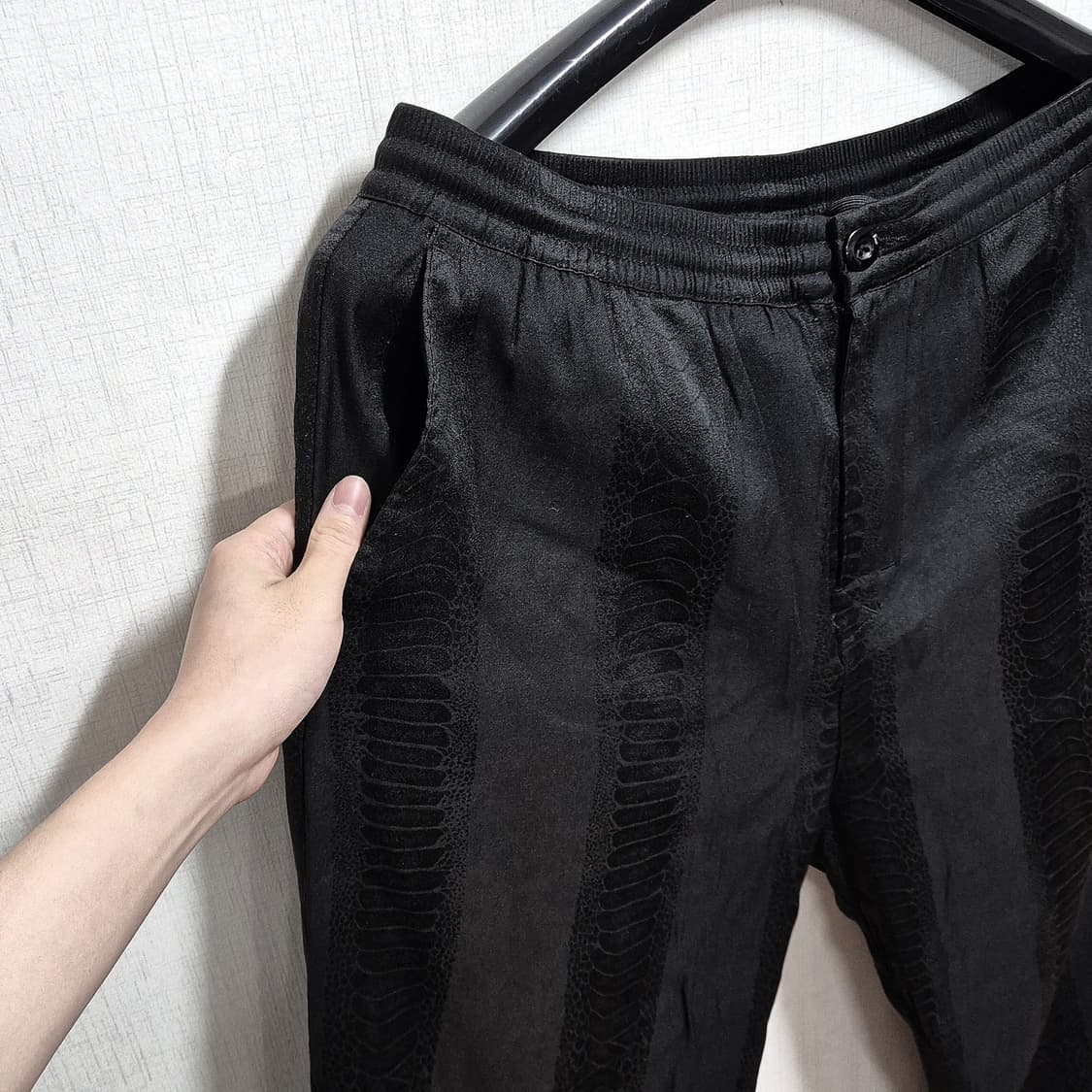 스투시 브러시드 비치 스네이크 뱀피 사틴 팬츠 상품이미지1