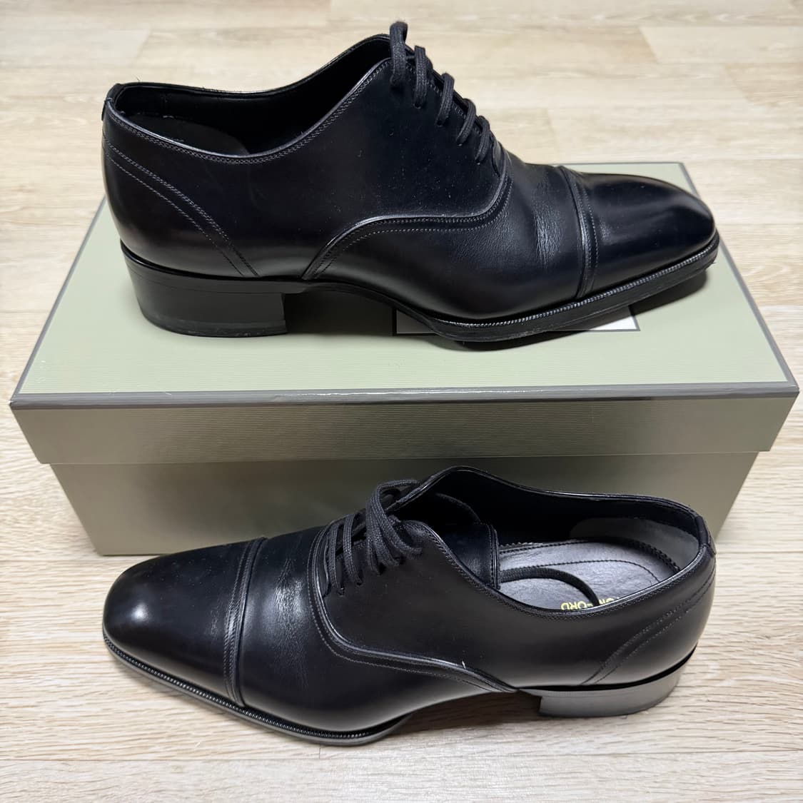 [S+급/8] 톰포드 엘칸 레이스업 구두 블랙 상품이미지1