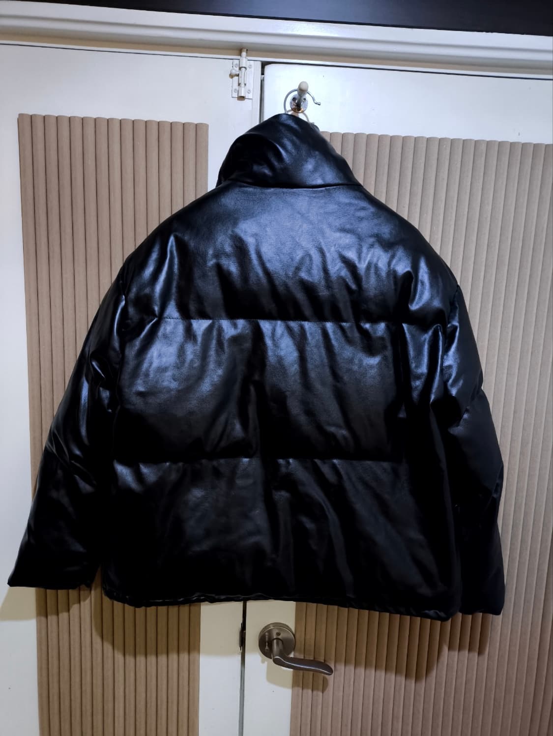 3사이즈 오버핏 록스캐빈 가죽 패딩 페이크레더 푸퍼 상품이미지6