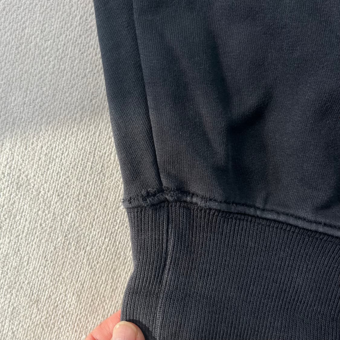 105 팔라스 옥토 후드 챠콜 후드티 상품이미지5