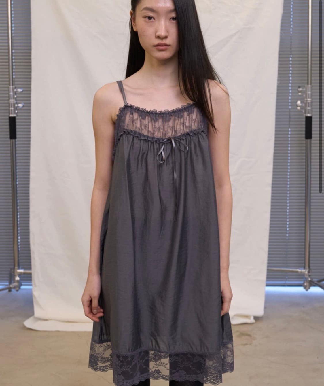 Picky society Lace Ribbon Dress 차콜 상품이미지1