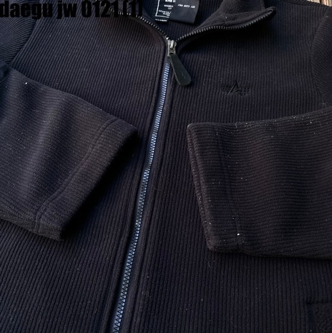 알파 인더스트리 니트집업 상품이미지4