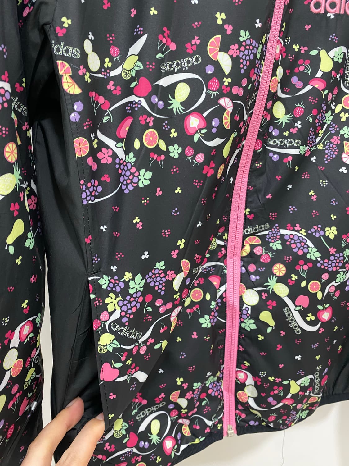 Vintage Adidas Floral Jacket 상품이미지4