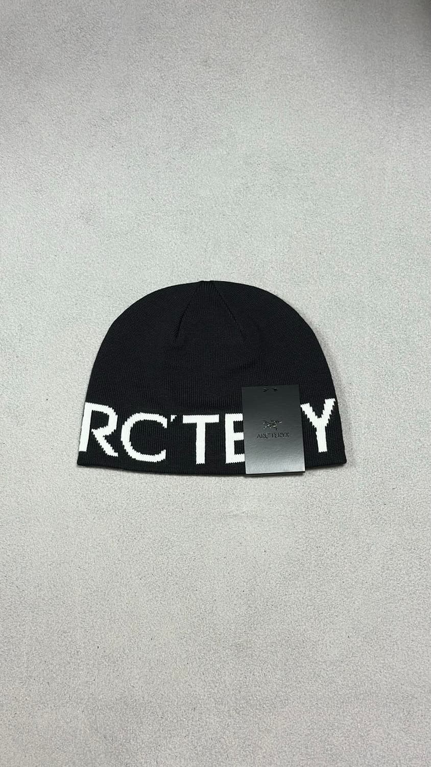 아크테릭스 워드 헤드 토크 비니 블랙 Word Head Toque 상품이미지1