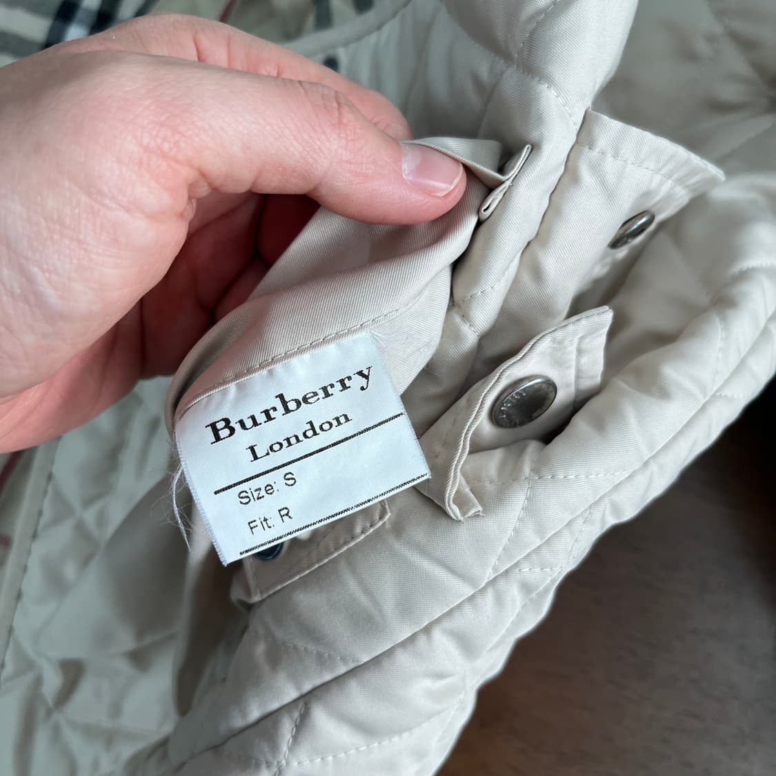 버버리 우먼 퀼팅 자켓 S 상품이미지8