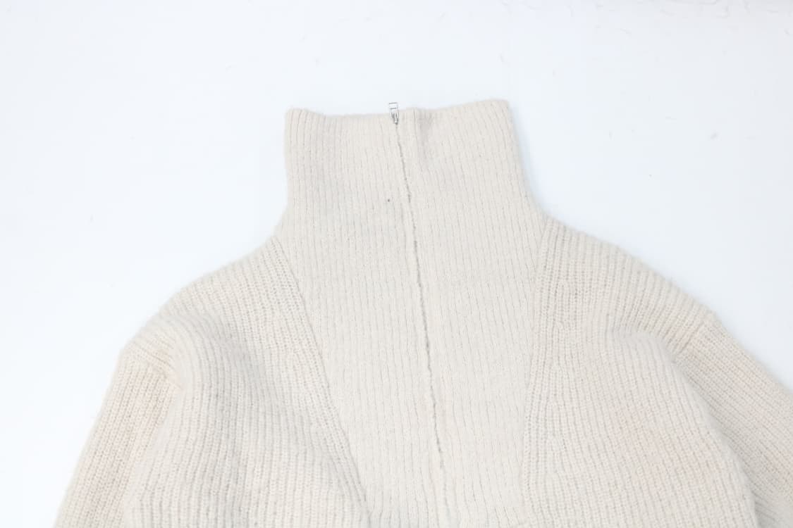 로리즈팜 아이보리 하프집업 청키 크롭 니트 상품이미지3