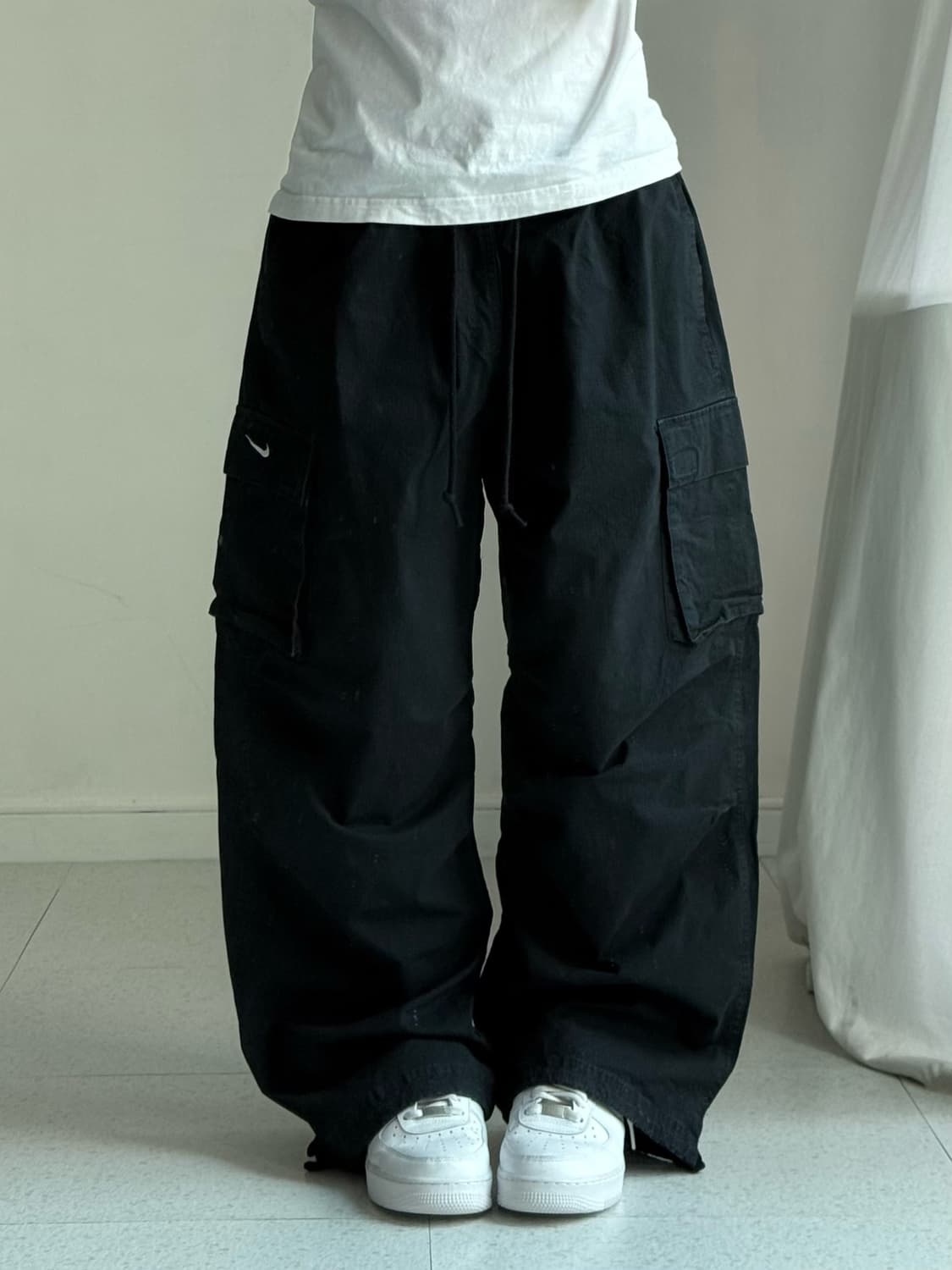 나이키 블랙 카고팬츠 상품이미지1