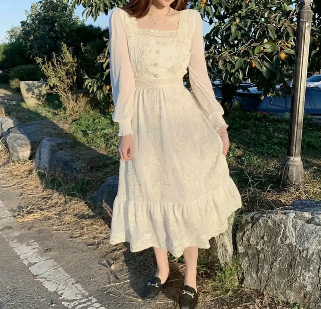 빈티지 레이스 자수 스퀘어넥 롱원피스 상품이미지1