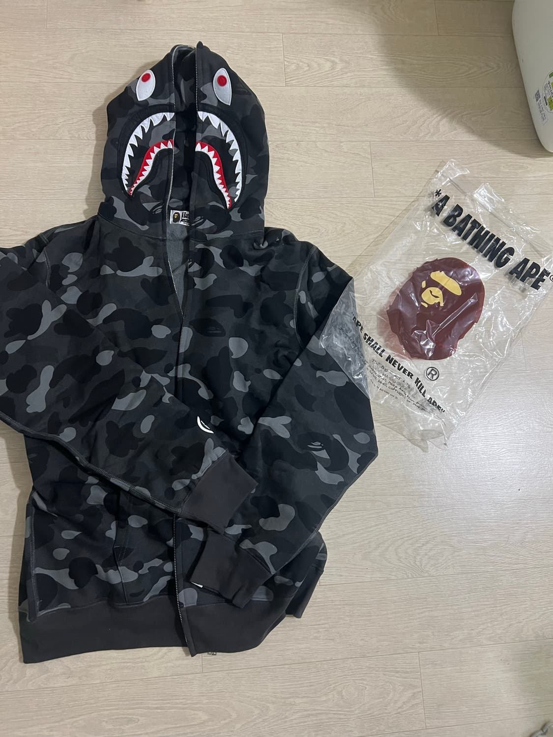 베이프 흑계 후드집업 / M 상품이미지1