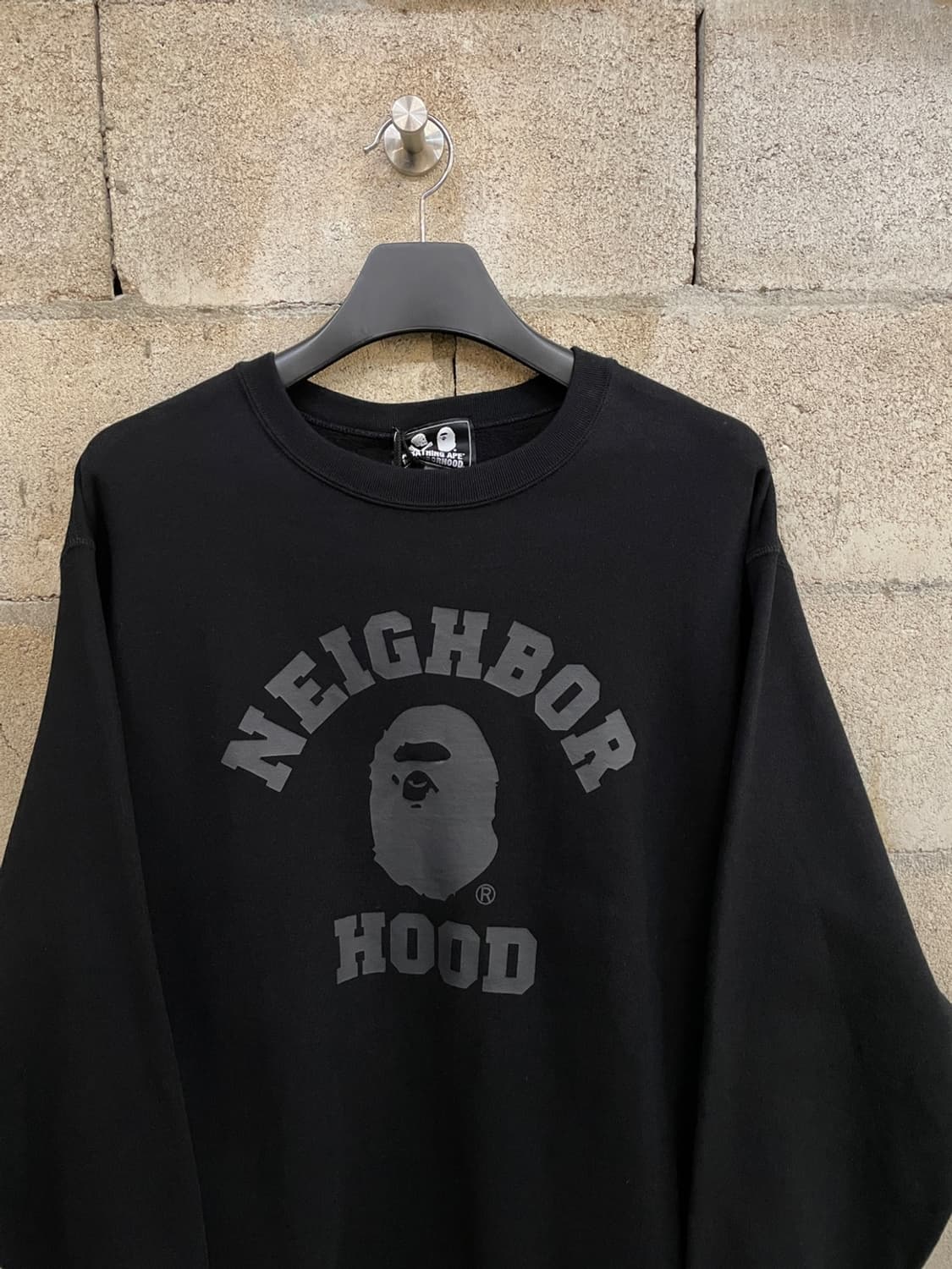 베이프 x 네이버후드 사루 헤드 맨투맨 상품이미지2