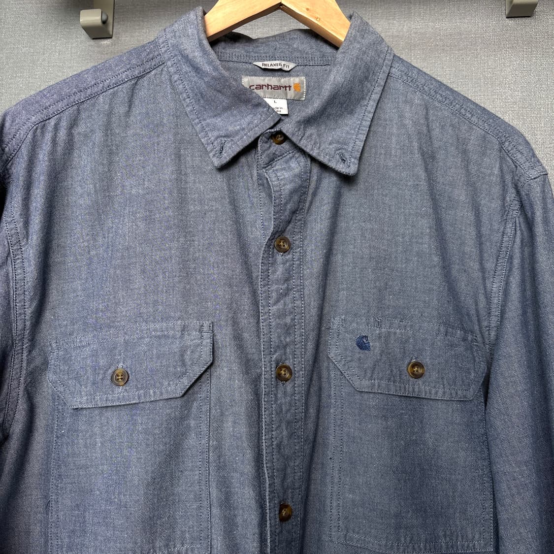 칼하트 샴브레이셔츠 상품이미지3