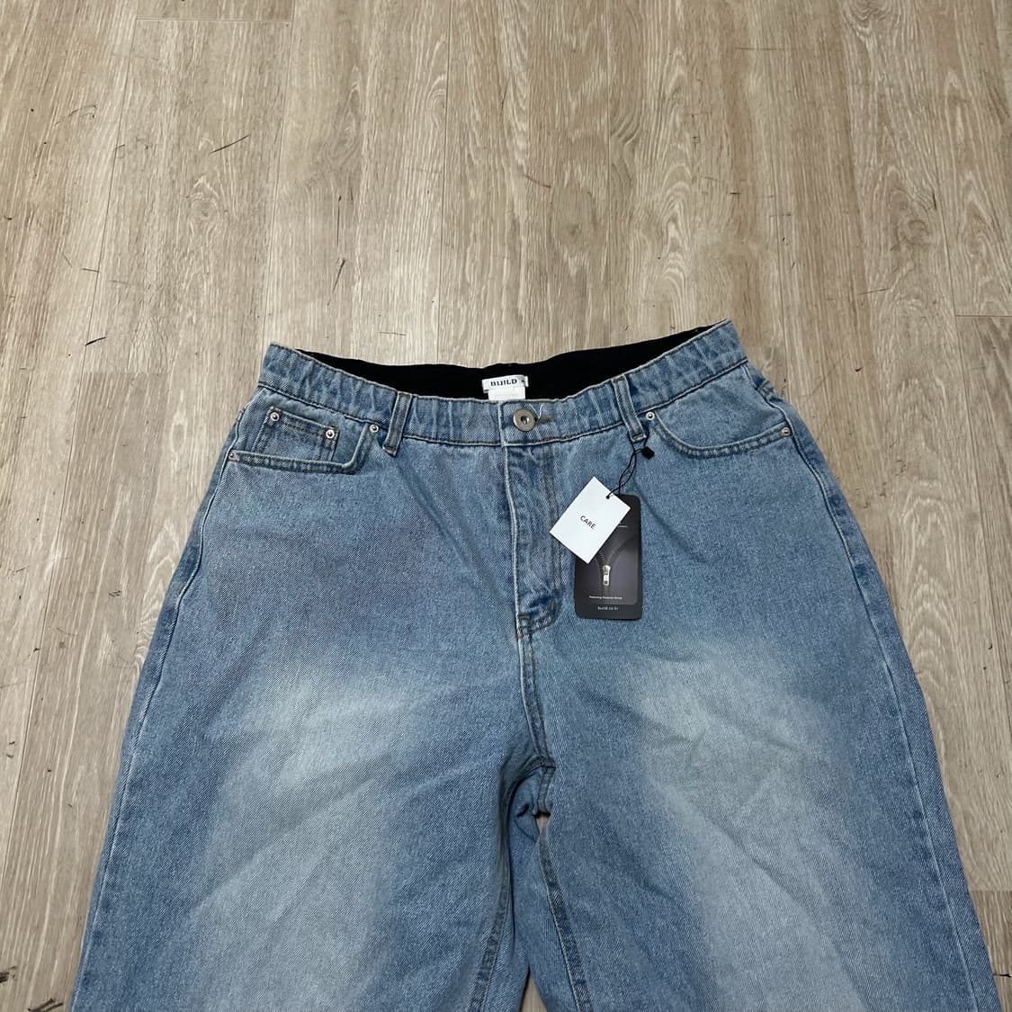 새상품 BUILD 빌드 와이드 연청 데님 청바지  상품이미지2