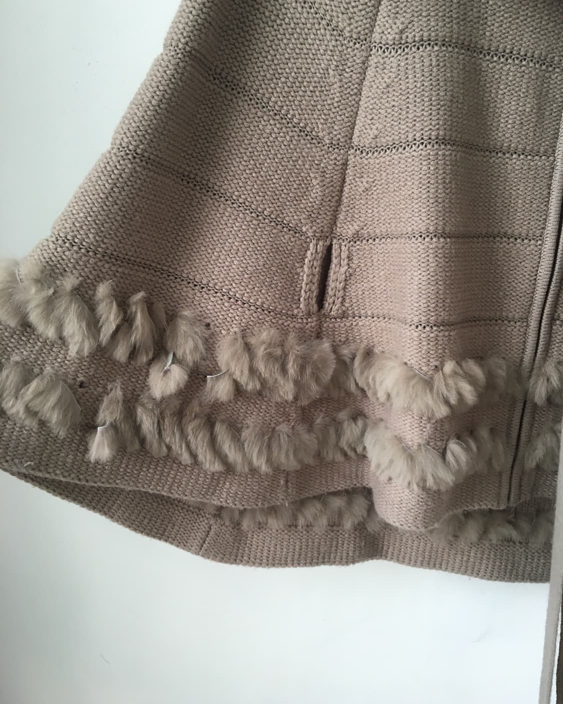 Fur trimming cape 상품이미지5