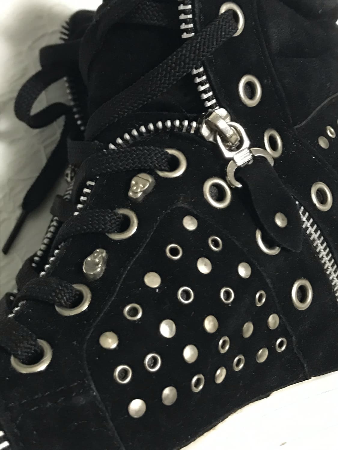 빈티지 00s 펑크 스터드 지퍼 디테일 웨지힐 스니커즈 240 상품이미지5
