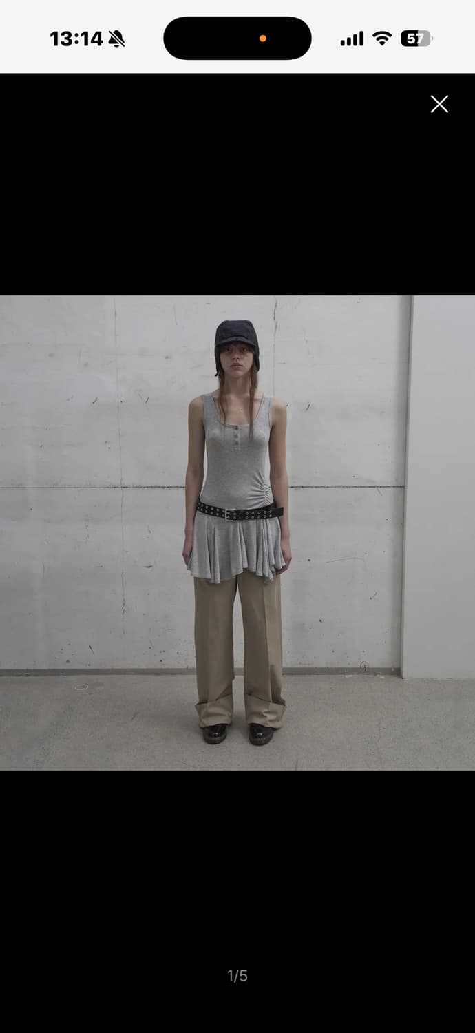 LCDC FRILL SLEEVELESS TOP (GREY) 상품이미지1