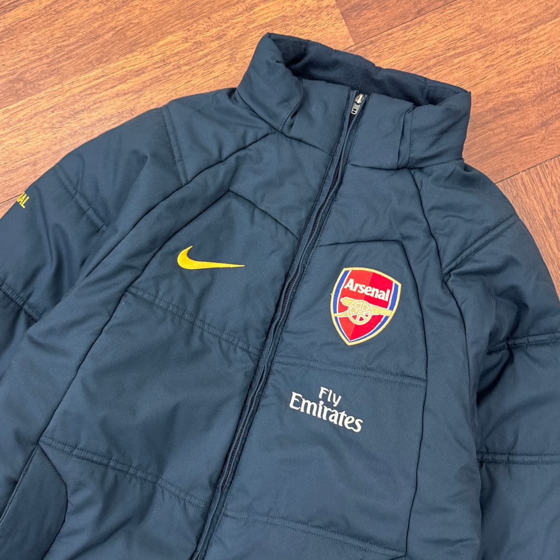 S(95) 나이키 아스날FC 08시즌 자켓  상품이미지3