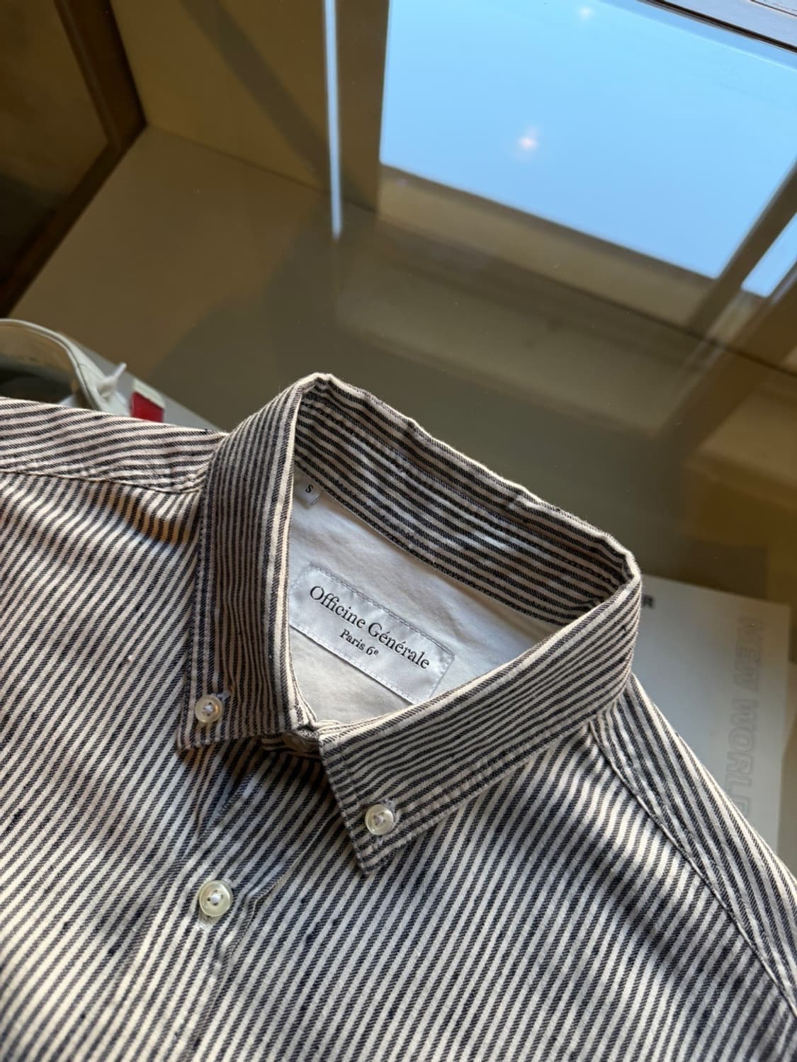 오피신 제네랄 버튼다운 셔츠 슬림100 상품이미지5