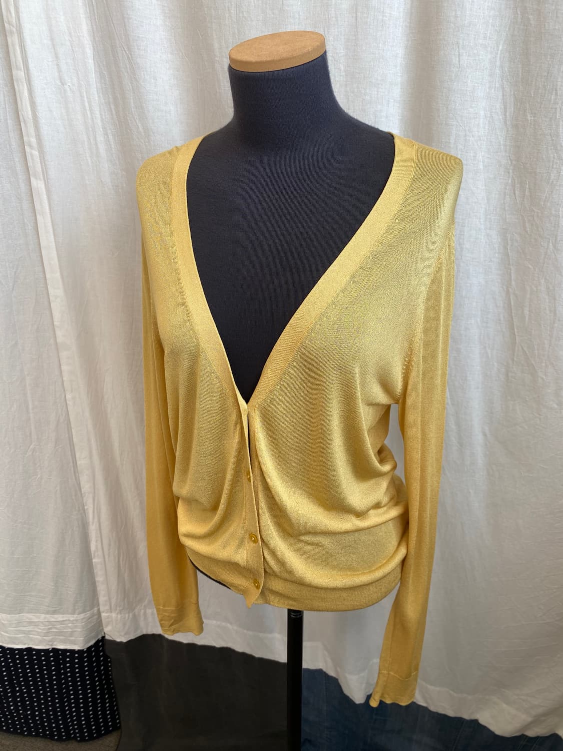 UNIQLO 옐로우 베이직 가디건(XL) 상품이미지2