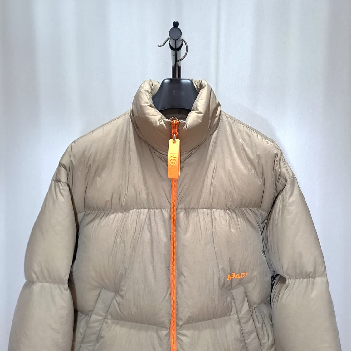 (택포) NSAD 스트릿 스커트 디테일 오버핏 다운 L B80 상품이미지2