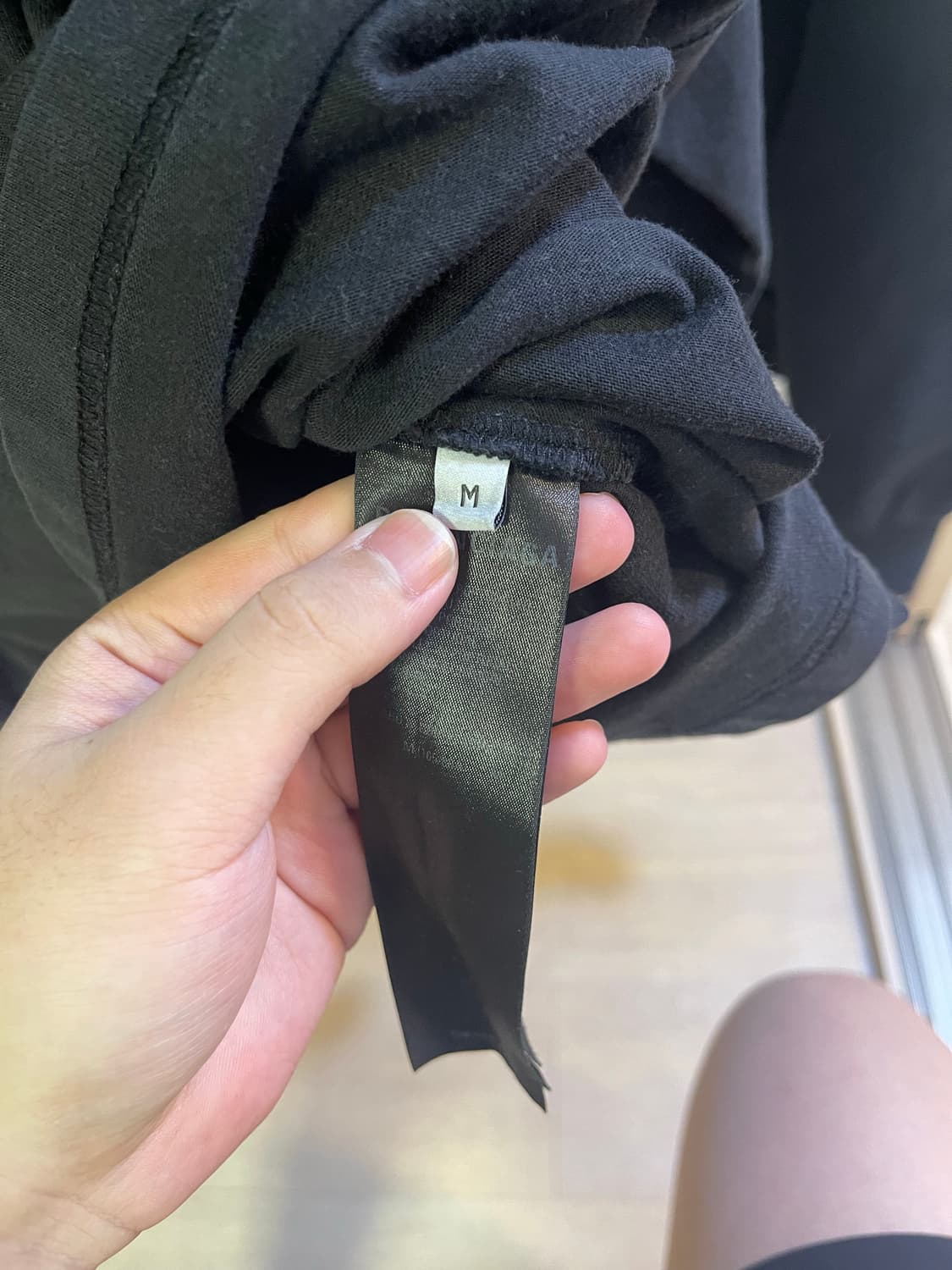 (직거이가격 오늘까지만팖) 발렌시아가 우크라이나 롱슬리브 m사이즈 상품이미지10