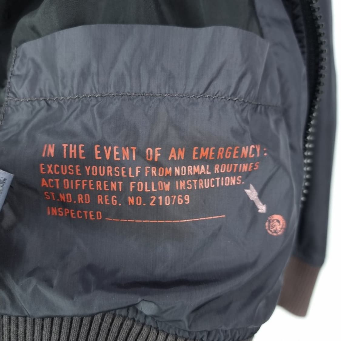 [디젤] 아카이브 Y2K 빈티지 본디지 테이핑 봄버 자켓 P01542 상품이미지8