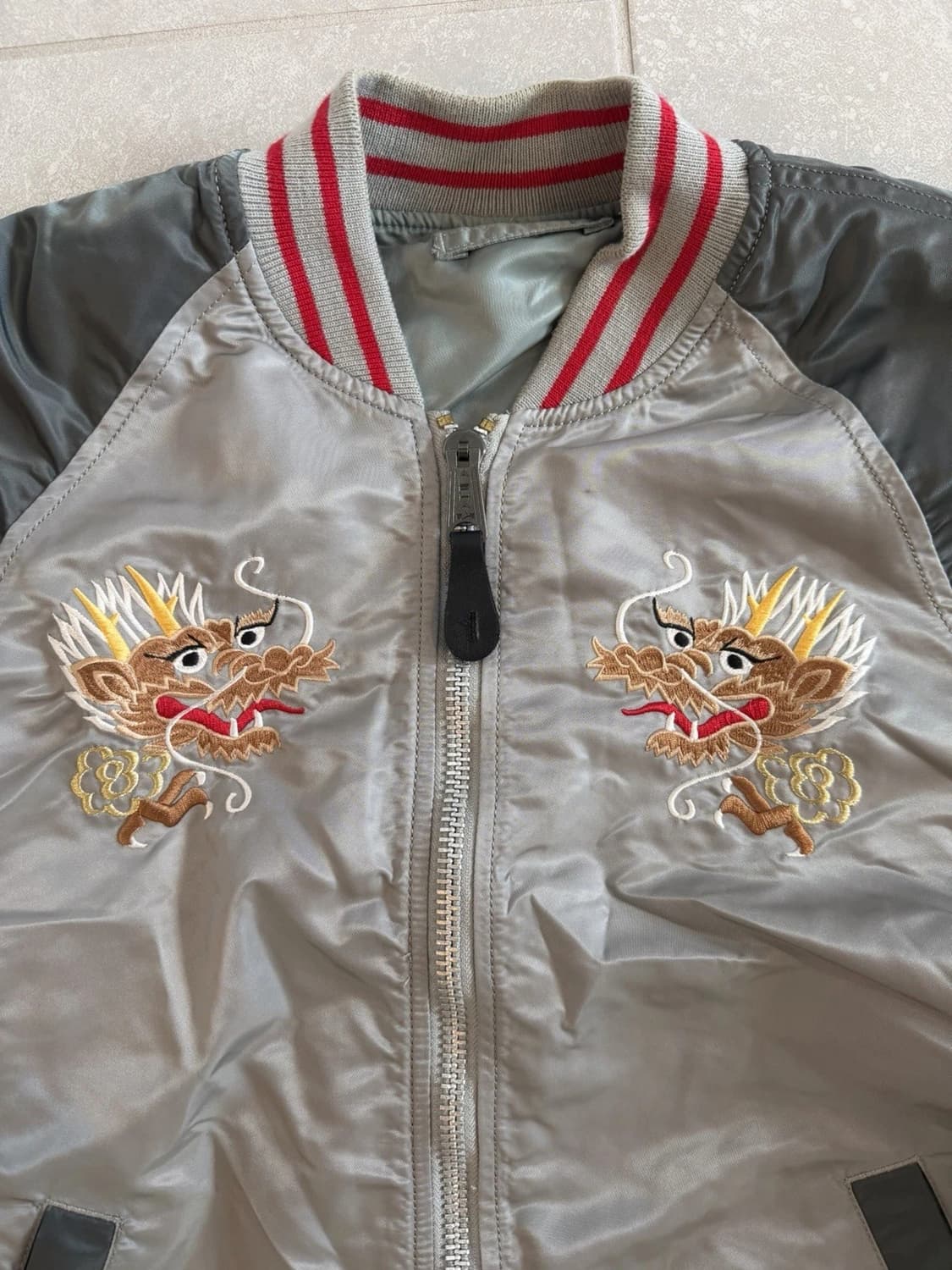 알파 인더스트리 MA-1 수베니어 더블 드래곤 리버시블 자켓 상품이미지3