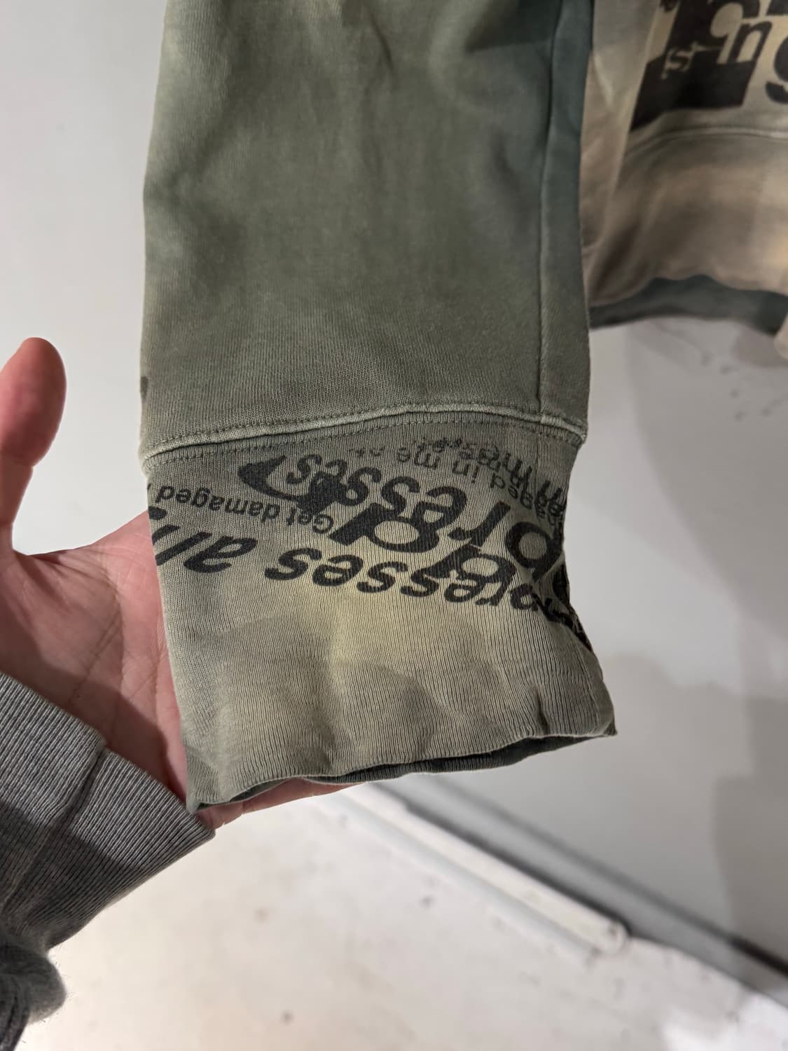 리바이스 레드탭 그런지 타이다이 롱슬리브 상품이미지5