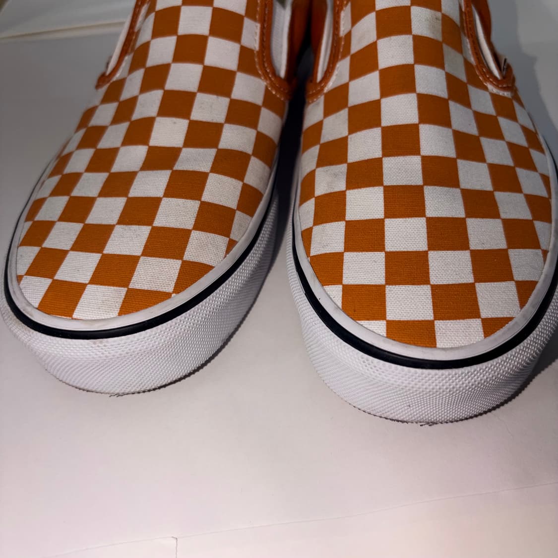 반스 오렌지 체크 250-2번 착용 상품이미지2