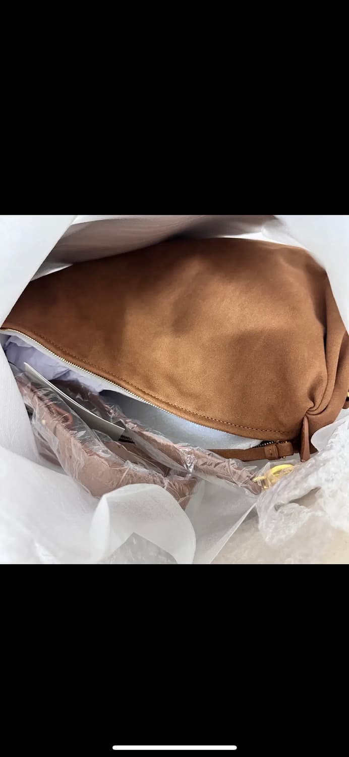 아떼 바네사브루노 페브 m 숄더백 스웨이드 호보백 새상품 상품이미지9