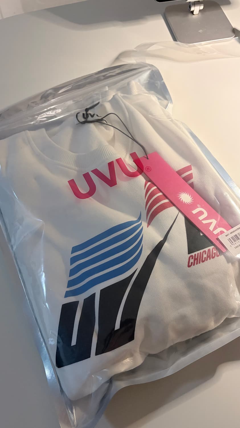 새상품) uvu 시카고 크루넥 화이트 L 상품이미지2