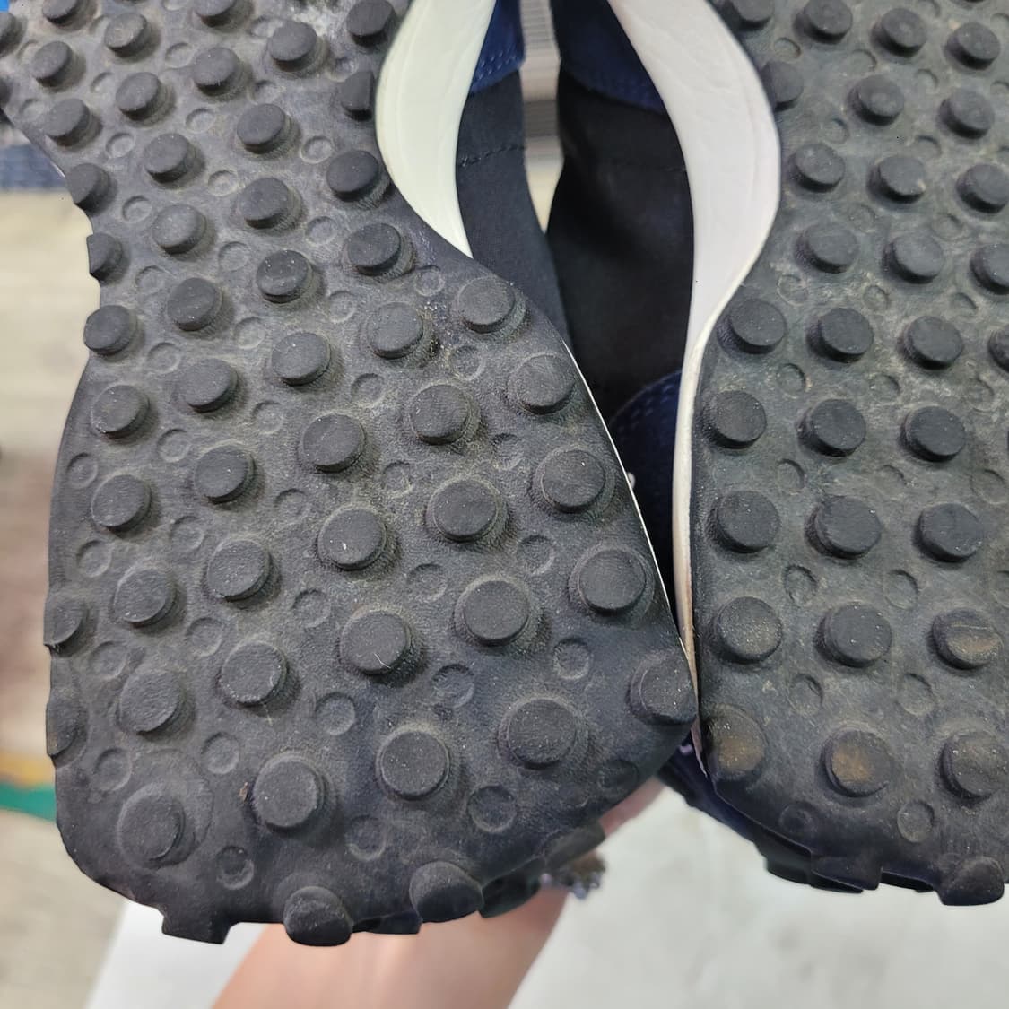 뉴발란스 327 네이비/옐로우 스니커즈 상품이미지7