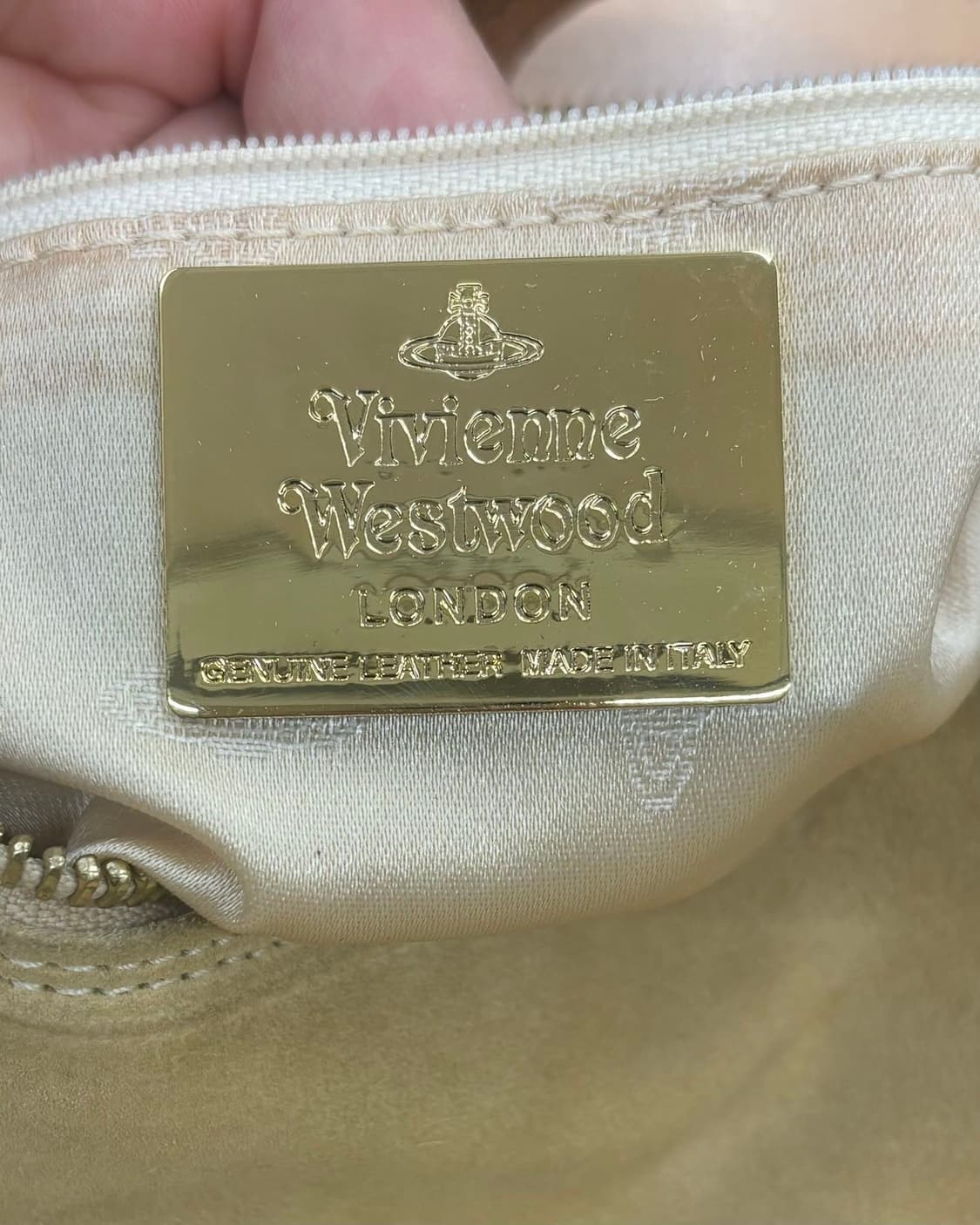 비비안 웨스트우드 베이지 스웨이드 숄더백 상품이미지7