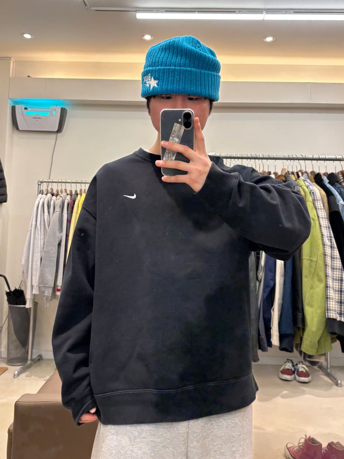 나이키 솔로 스우시 플리스 크루 맨투맨 상품이미지8