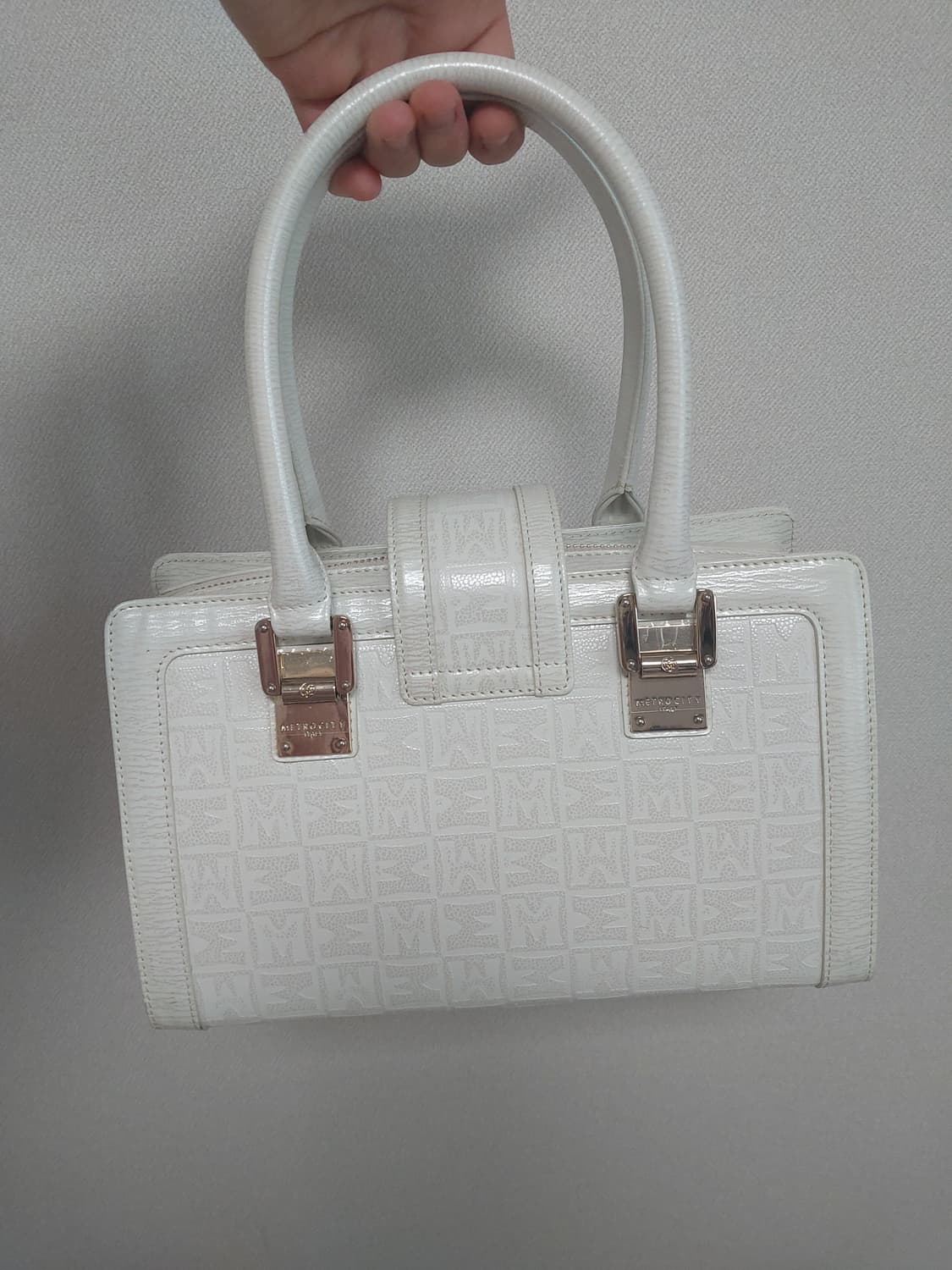 메트로시티 화이트 토트백 y2k 상품이미지6