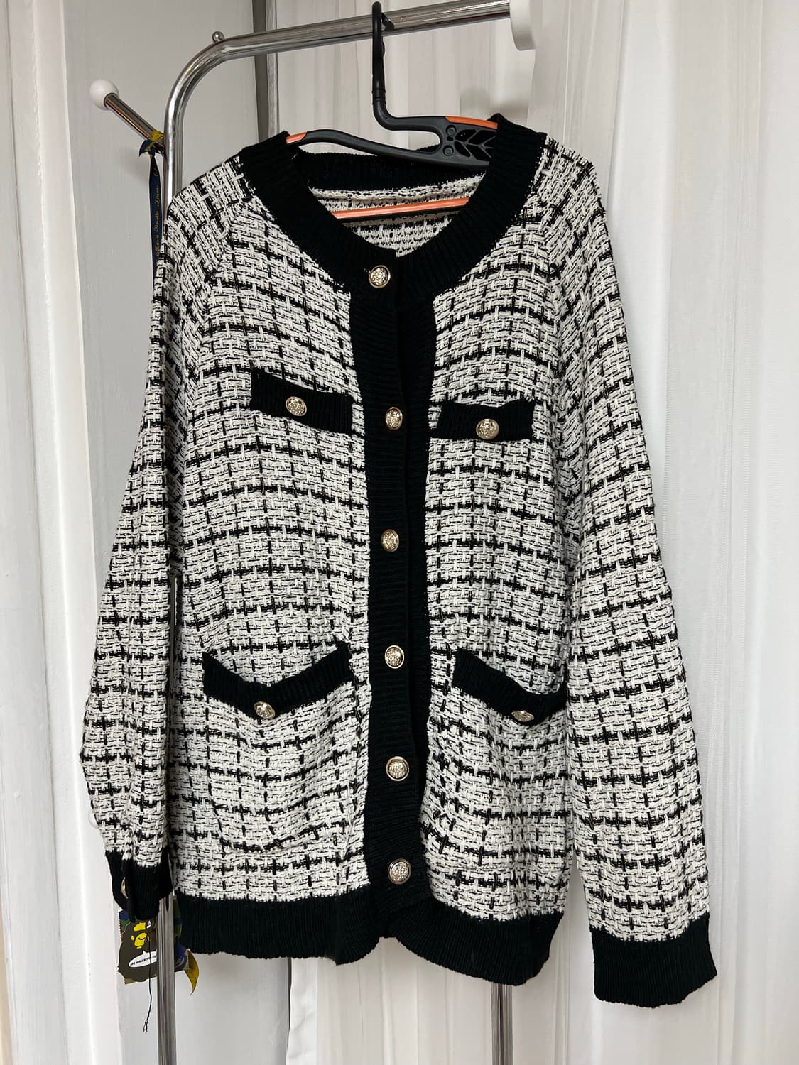 트위드 블랙 배색 금장 버튼 가디건 상품이미지1