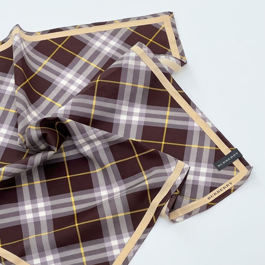 (새상품) burberry/ 버버리 실크혼방 쁘띠스카프 손수건 상품이미지1